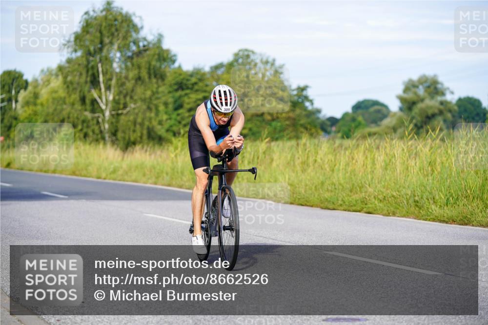 31.08.2025 - Elbe Triathlon Hamburg Michael Burmester http://msf.ph/oto/8662526 31.08.2025 09:10:46 Radfahren 171, 185, 260, 267, 309, 373, 457 meine-sportfotos.de