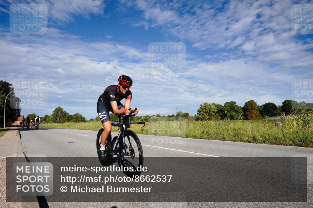 31.08.2025 - Elbe Triathlon Hamburg Michael Burmester http://msf.ph/oto/8662537 31.08.2025 09:23:44 Radfahren 167, 177, 198, 252, 331, 449, 497, 616 meine-sportfotos.de