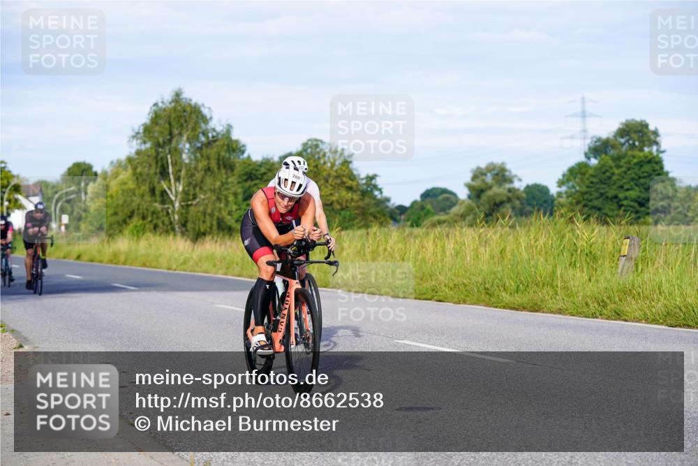 31.08.2025 - Elbe Triathlon Hamburg Michael Burmester http://msf.ph/oto/8662538 31.08.2025 09:10:49 Radfahren 171, 185, 260, 309, 373, 436, 457 meine-sportfotos.de