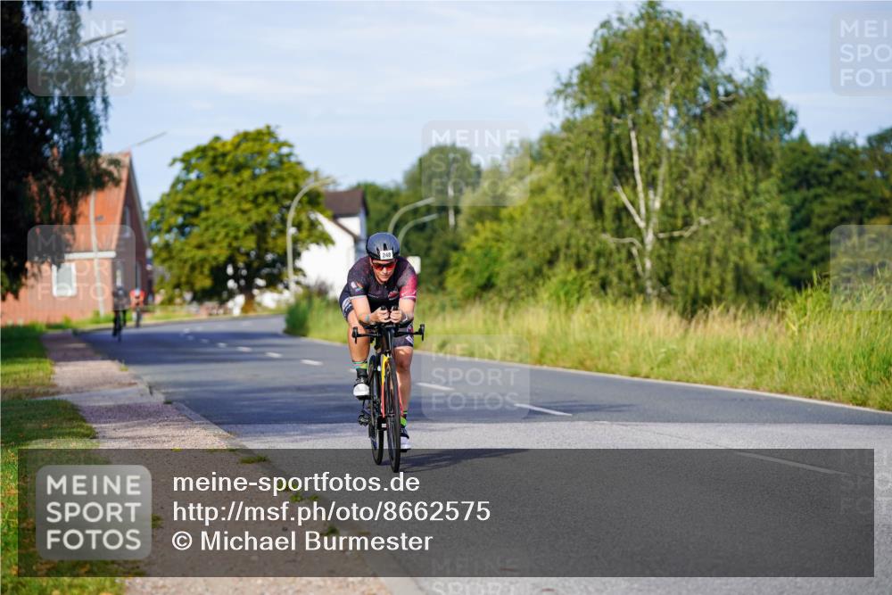 31.08.2025 - Elbe Triathlon Hamburg Michael Burmester http://msf.ph/oto/8662575 31.08.2025 09:11:00 Radfahren 212, 248, 279 meine-sportfotos.de