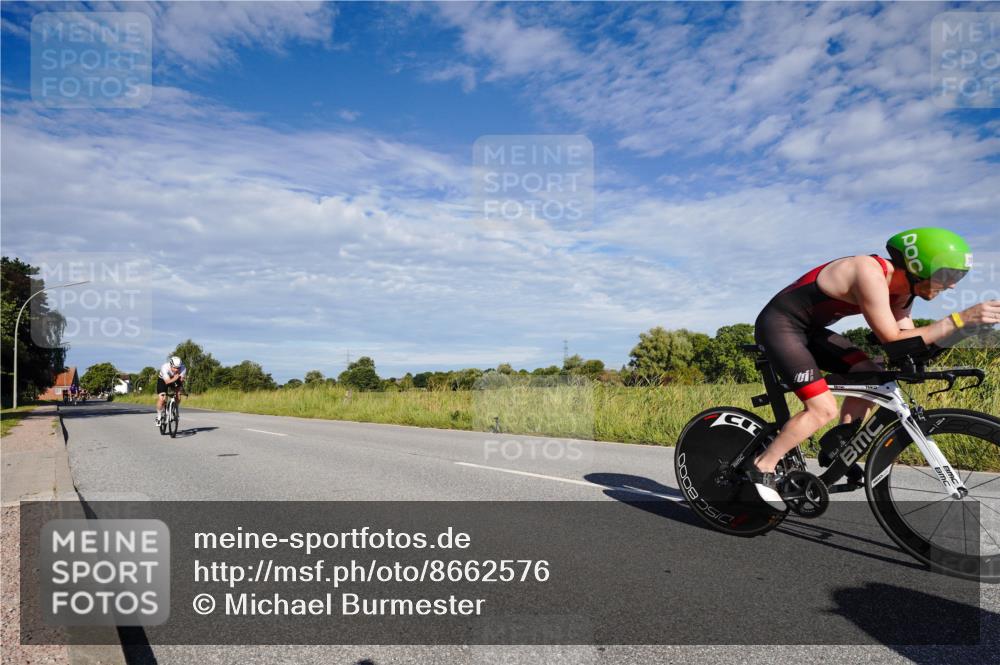 31.08.2025 - Elbe Triathlon Hamburg Michael Burmester http://msf.ph/oto/8662576 31.08.2025 09:24:05 Radfahren 185, 309, 436, 470, 481, 511, 536, 695 meine-sportfotos.de