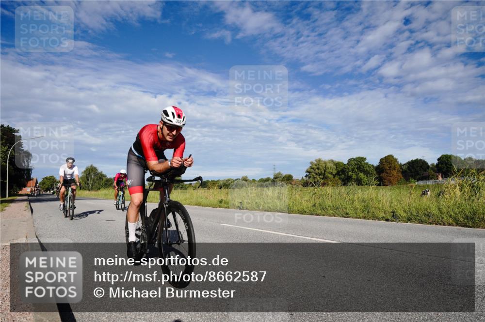 31.08.2025 - Elbe Triathlon Hamburg Michael Burmester http://msf.ph/oto/8662587 31.08.2025 09:24:17 Radfahren 233, 288, 335, 435, 454, 473, 487, 728 meine-sportfotos.de