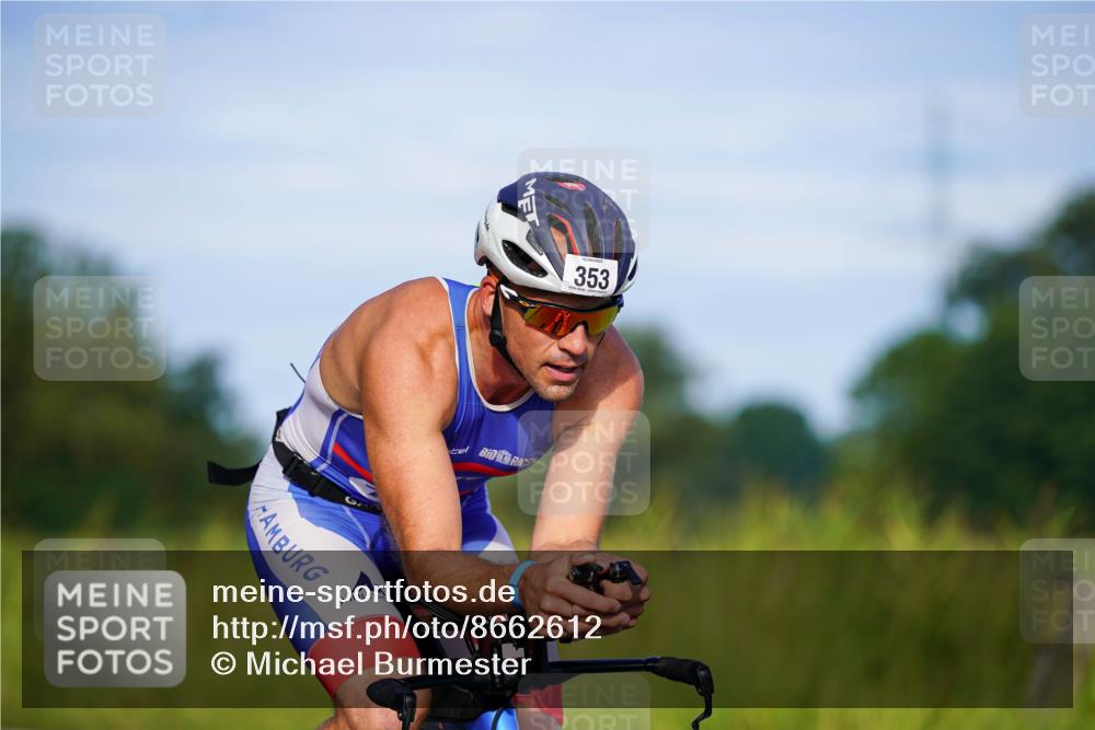 31.08.2025 - Elbe Triathlon Hamburg Michael Burmester http://msf.ph/oto/8662612 31.08.2025 09:11:30 Radfahren 243, 293, 334, 346, 353, 403, 456 meine-sportfotos.de