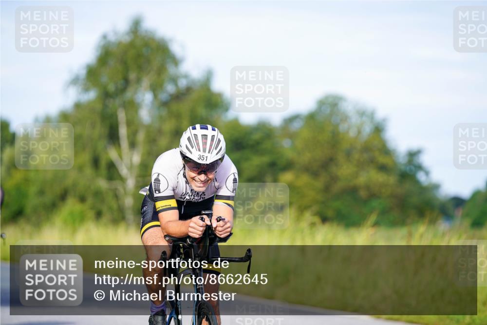 31.08.2025 - Elbe Triathlon Hamburg Michael Burmester http://msf.ph/oto/8662645 31.08.2025 09:11:40 Radfahren 239, 351, 445 meine-sportfotos.de
