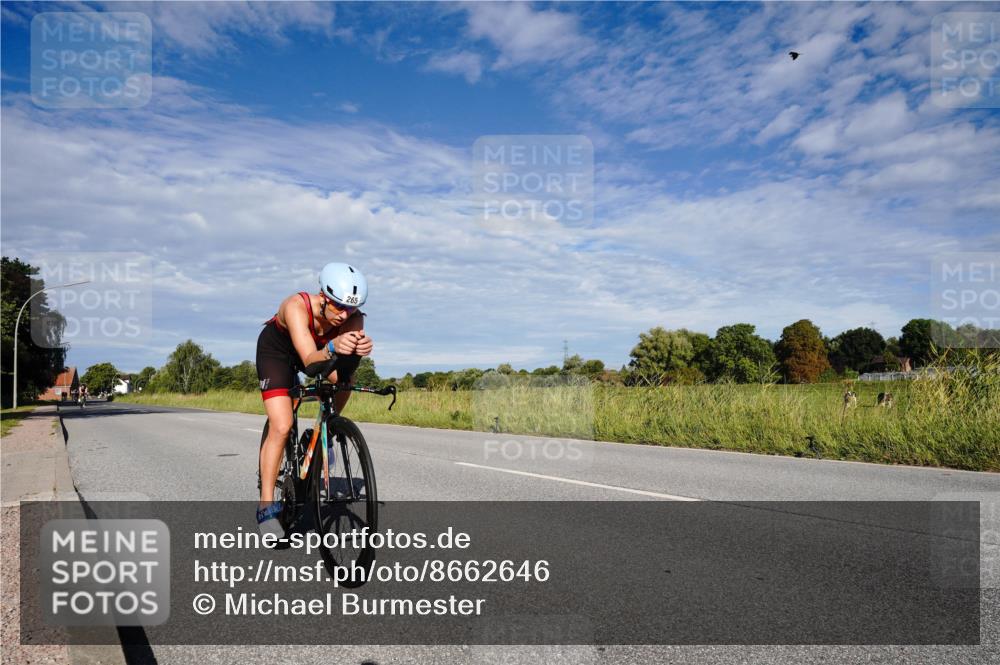 31.08.2025 - Elbe Triathlon Hamburg Michael Burmester http://msf.ph/oto/8662646 31.08.2025 09:25:03 Radfahren 171, 265, 389, 467 meine-sportfotos.de