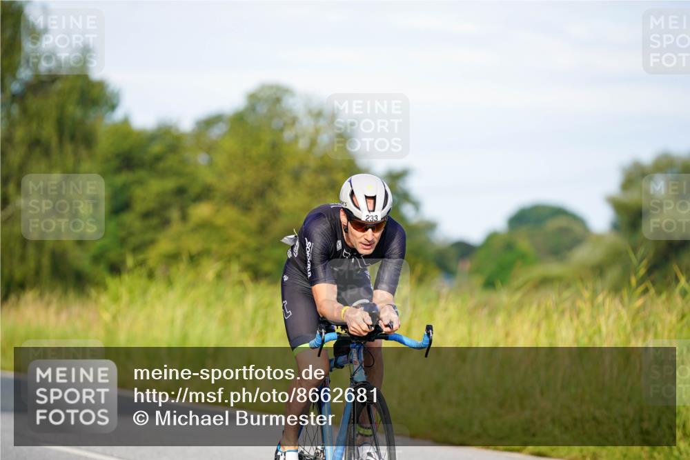 31.08.2025 - Elbe Triathlon Hamburg Michael Burmester http://msf.ph/oto/8662681 31.08.2025 09:11:51 Radfahren 233, 246, 318, 320, 348, 451 meine-sportfotos.de
