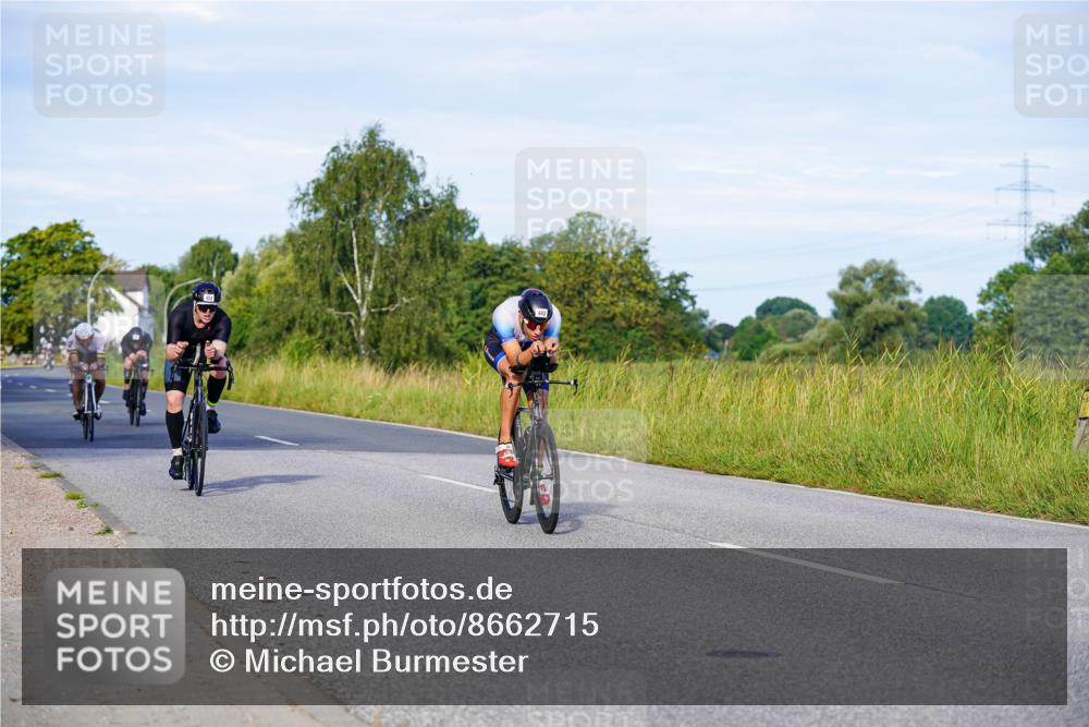 31.08.2025 - Elbe Triathlon Hamburg Michael Burmester http://msf.ph/oto/8662715 31.08.2025 09:11:59 Radfahren 224, 301, 320, 347, 366, 443, 453 meine-sportfotos.de