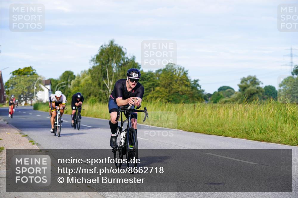 31.08.2025 - Elbe Triathlon Hamburg Michael Burmester http://msf.ph/oto/8662718 31.08.2025 09:12:00 Radfahren 224, 301, 347, 366, 443, 453 meine-sportfotos.de
