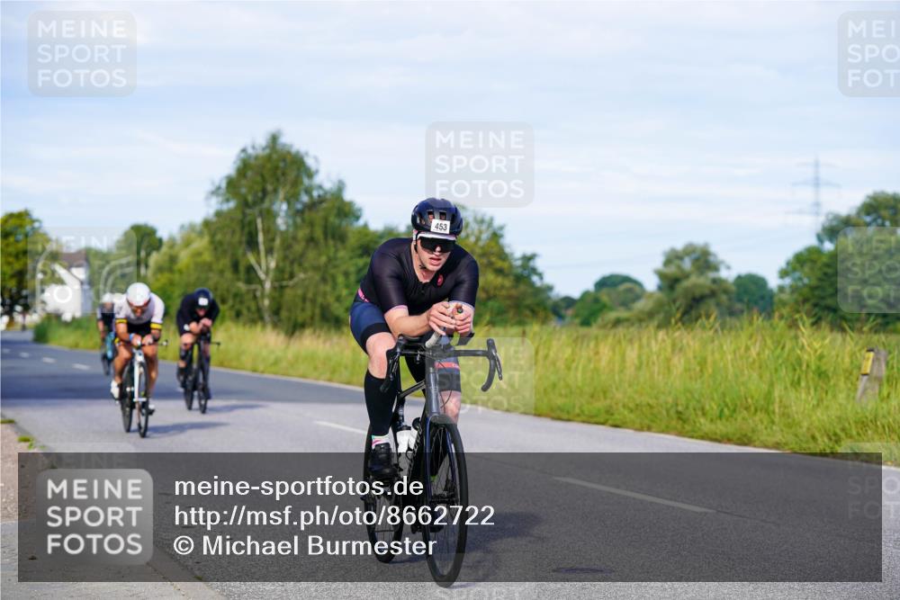 31.08.2025 - Elbe Triathlon Hamburg Michael Burmester http://msf.ph/oto/8662722 31.08.2025 09:12:00 Radfahren 224, 301, 347, 366, 443, 453 meine-sportfotos.de