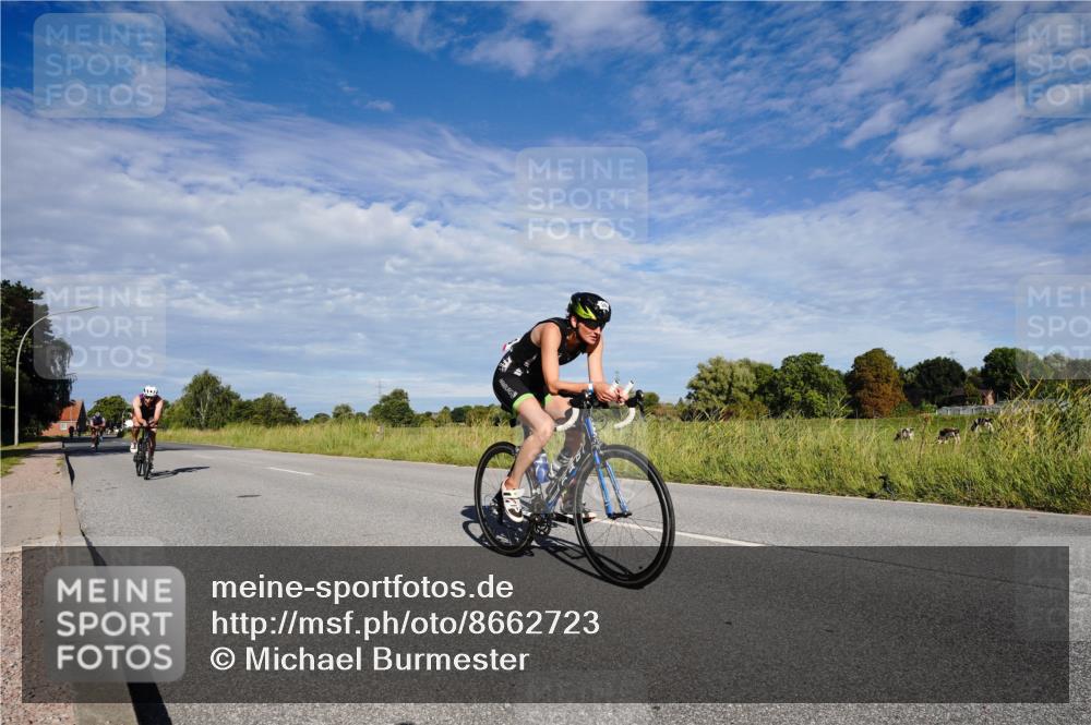 31.08.2025 - Elbe Triathlon Hamburg Michael Burmester http://msf.ph/oto/8662723 31.08.2025 09:26:16 Radfahren 246, 376, 451, 514 meine-sportfotos.de
