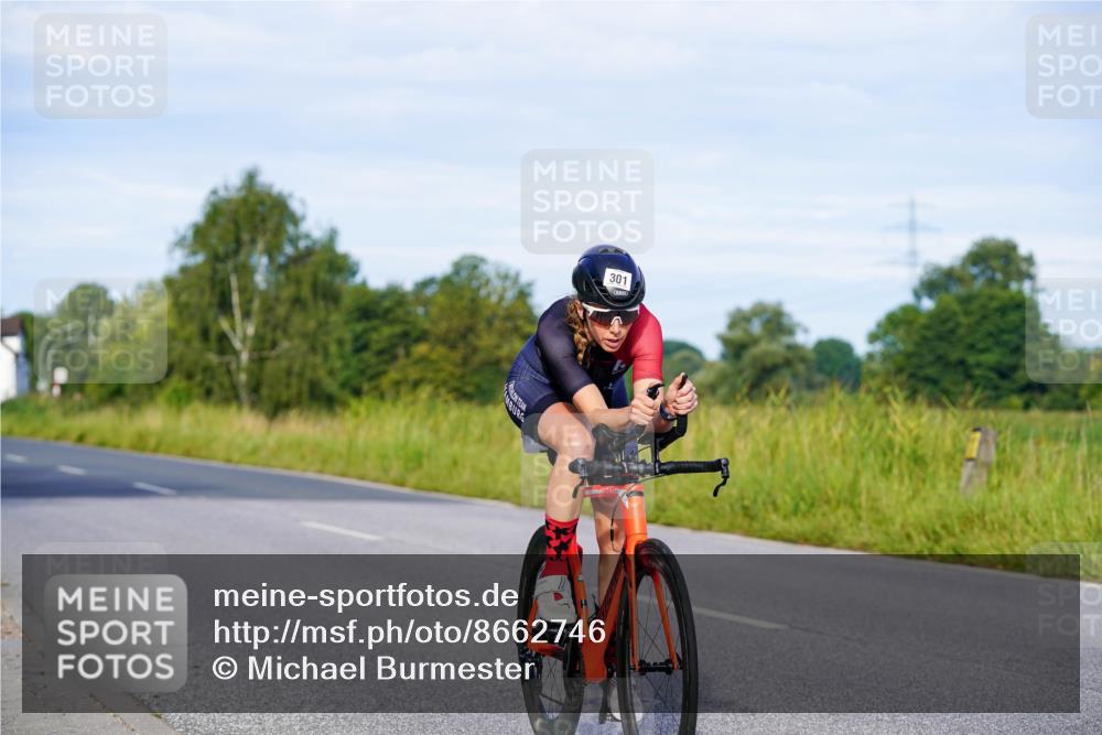 31.08.2025 - Elbe Triathlon Hamburg Michael Burmester http://msf.ph/oto/8662746 31.08.2025 09:12:04 Radfahren 224, 301, 347, 366 meine-sportfotos.de