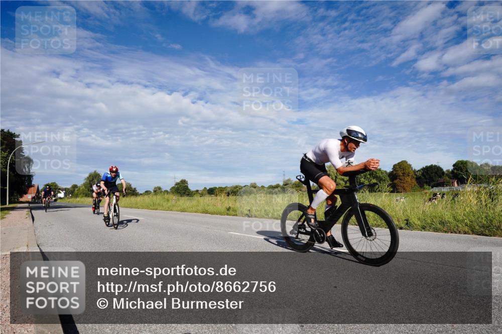 31.08.2025 - Elbe Triathlon Hamburg Michael Burmester http://msf.ph/oto/8662756 31.08.2025 09:26:42 Radfahren 183, 221, 261, 312, 596, 608, 615, 622, 631, 643, 716 meine-sportfotos.de