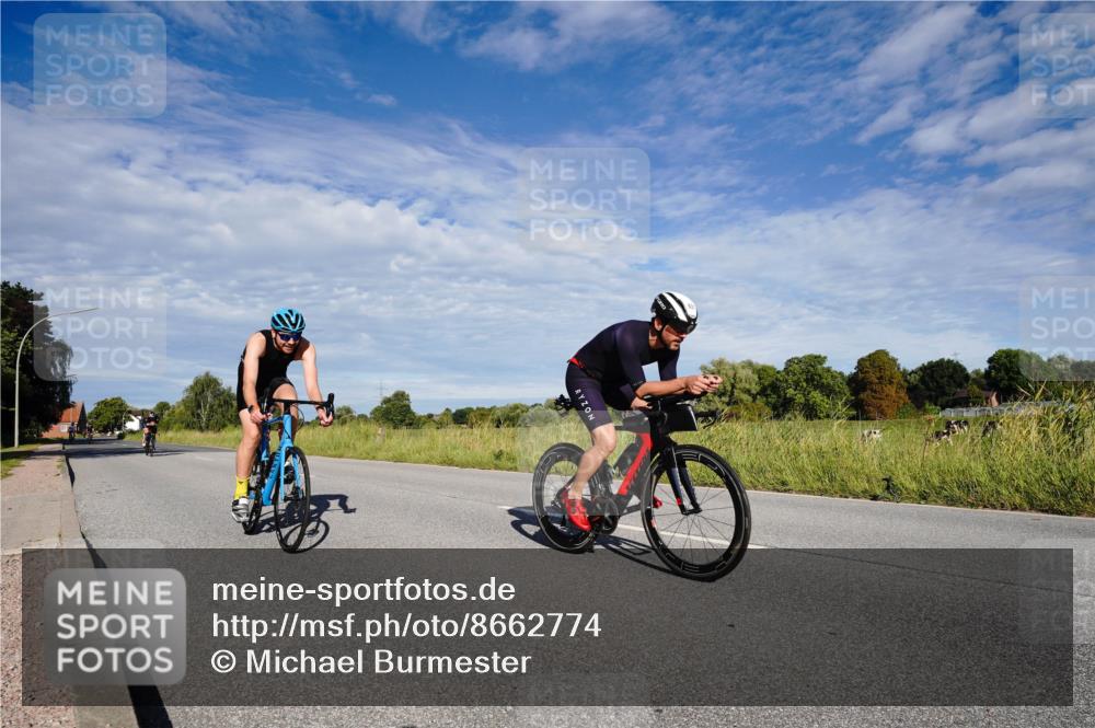 31.08.2025 - Elbe Triathlon Hamburg Michael Burmester http://msf.ph/oto/8662774 31.08.2025 09:26:50 Radfahren 221, 266, 506, 601, 608, 631, 643 meine-sportfotos.de