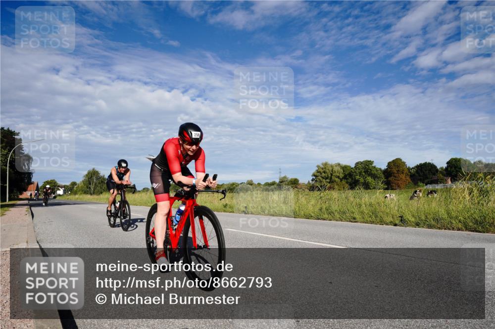 31.08.2025 - Elbe Triathlon Hamburg Michael Burmester http://msf.ph/oto/8662793 31.08.2025 09:27:13 Radfahren 168, 197, 258, 278, 415, 619, 678 meine-sportfotos.de
