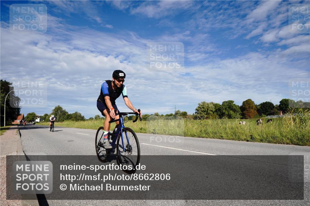31.08.2025 - Elbe Triathlon Hamburg Michael Burmester http://msf.ph/oto/8662806 31.08.2025 09:27:27 Radfahren 247, 299, 385, 563, 623 meine-sportfotos.de