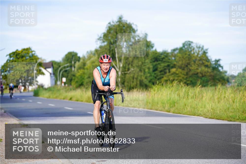 31.08.2025 - Elbe Triathlon Hamburg Michael Burmester http://msf.ph/oto/8662833 31.08.2025 09:12:48 Radfahren 223, 341, 383, 385 meine-sportfotos.de