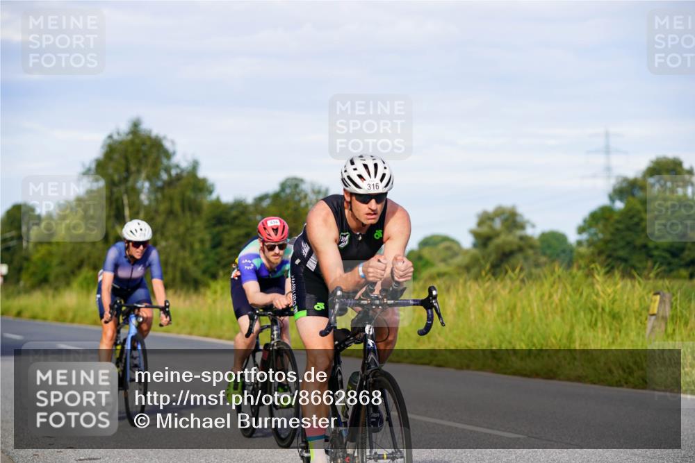 31.08.2025 - Elbe Triathlon Hamburg Michael Burmester http://msf.ph/oto/8662868 31.08.2025 09:12:58 Radfahren 175, 247, 269, 278, 281, 316, 324, 385, 434 meine-sportfotos.de