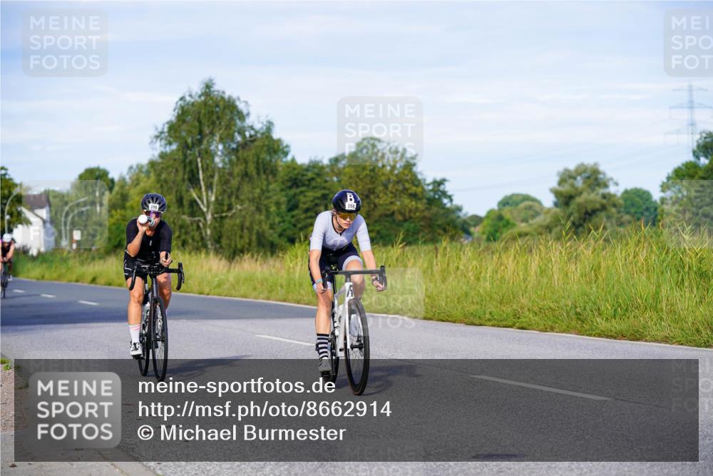 31.08.2025 - Elbe Triathlon Hamburg Michael Burmester http://msf.ph/oto/8662914 31.08.2025 09:13:06 Radfahren 268, 281, 298, 324, 507, 514 meine-sportfotos.de