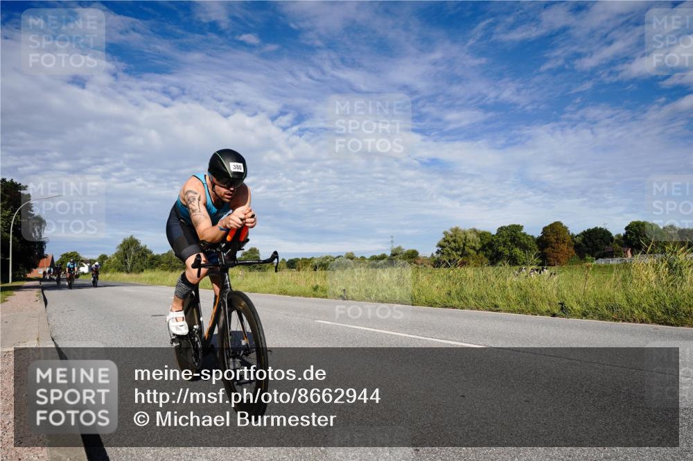 31.08.2025 - Elbe Triathlon Hamburg Michael Burmester http://msf.ph/oto/8662944 31.08.2025 09:30:02 Radfahren 305, 380, 387, 427, 680, 773 meine-sportfotos.de