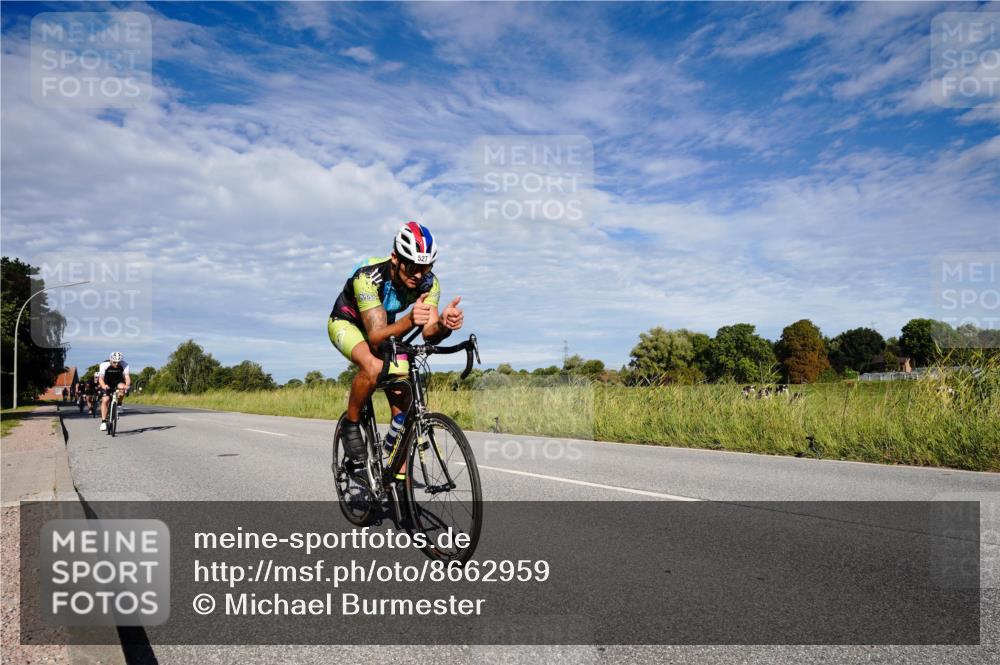 31.08.2025 - Elbe Triathlon Hamburg Michael Burmester http://msf.ph/oto/8662959 31.08.2025 09:30:12 Radfahren 213, 431, 465, 527, 534, 613, 617 meine-sportfotos.de