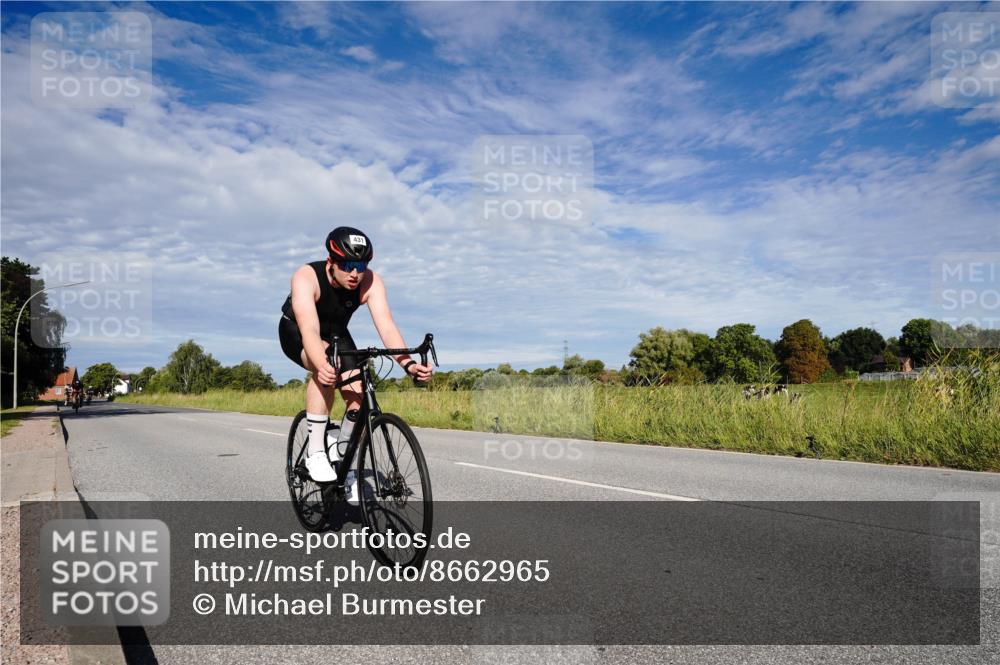 31.08.2025 - Elbe Triathlon Hamburg Michael Burmester http://msf.ph/oto/8662965 31.08.2025 09:30:15 Radfahren 213, 343, 400, 431, 465, 534, 613, 617 meine-sportfotos.de