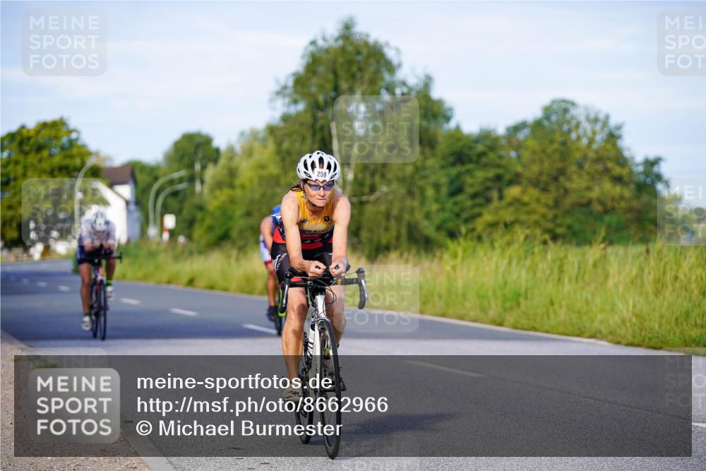 31.08.2025 - Elbe Triathlon Hamburg Michael Burmester http://msf.ph/oto/8662966 31.08.2025 09:13:29 Radfahren 168, 259, 292, 299, 345, 355, 619 meine-sportfotos.de
