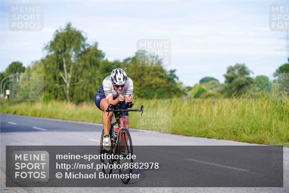 31.08.2025 - Elbe Triathlon Hamburg Michael Burmester http://msf.ph/oto/8662978 31.08.2025 09:13:32 Radfahren 168, 259, 292, 345, 355, 393 meine-sportfotos.de