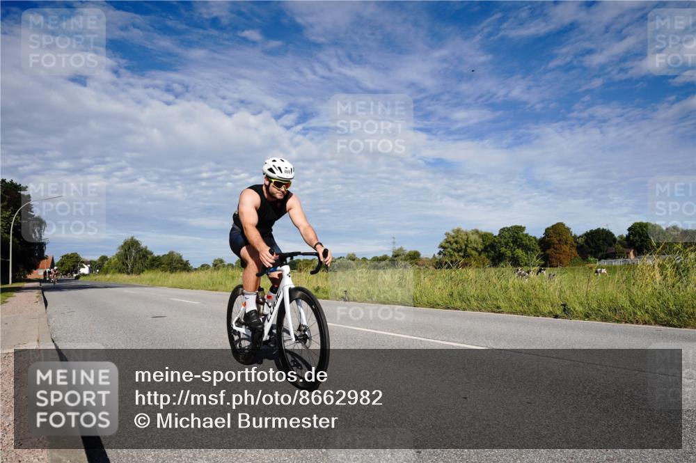 31.08.2025 - Elbe Triathlon Hamburg Michael Burmester http://msf.ph/oto/8662982 31.08.2025 09:30:28 Radfahren 170, 280, 469, 533 meine-sportfotos.de
