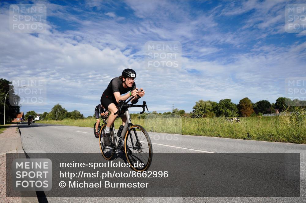 31.08.2025 - Elbe Triathlon Hamburg Michael Burmester http://msf.ph/oto/8662996 31.08.2025 09:30:41 Radfahren 192, 364, 413, 421, 539, 669, 684 meine-sportfotos.de