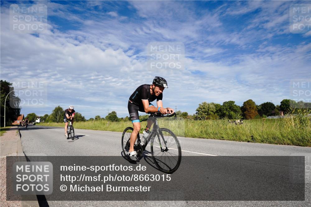 31.08.2025 - Elbe Triathlon Hamburg Michael Burmester http://msf.ph/oto/8663015 31.08.2025 09:30:54 Radfahren 176, 256, 332, 378, 476, 489, 505, 602 meine-sportfotos.de