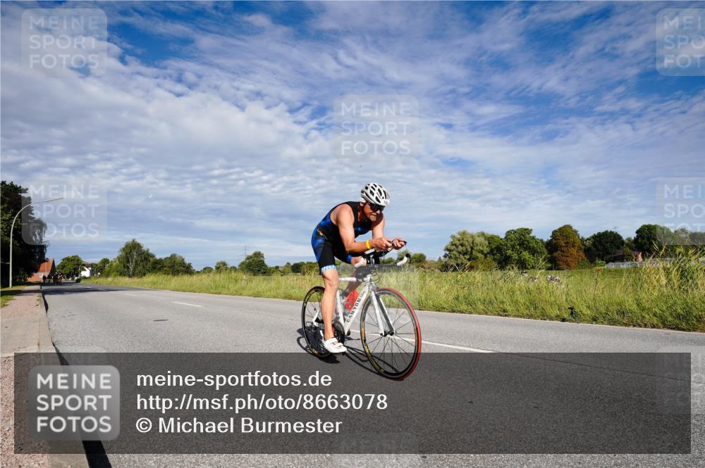 31.08.2025 - Elbe Triathlon Hamburg Michael Burmester http://msf.ph/oto/8663078 31.08.2025 09:32:04 Radfahren 633, 654, 700, 707, 708, 740 meine-sportfotos.de
