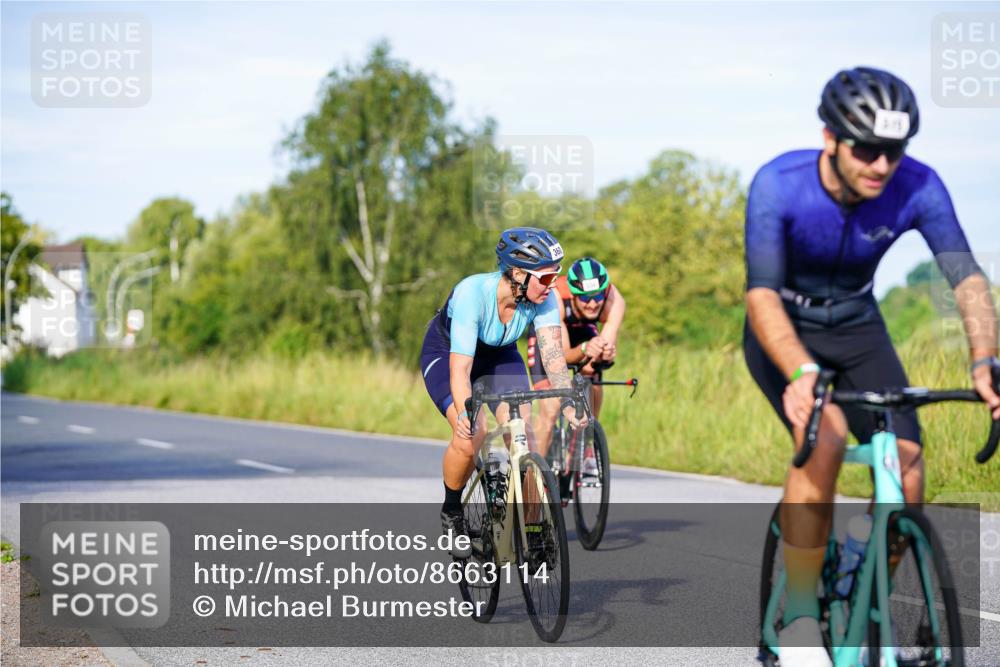 31.08.2025 - Elbe Triathlon Hamburg Michael Burmester http://msf.ph/oto/8663114 31.08.2025 09:14:07 Radfahren 210, 282, 305, 360, 384, 519, 554 meine-sportfotos.de