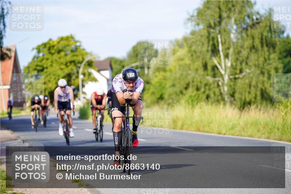 31.08.2025 - Elbe Triathlon Hamburg Michael Burmester http://msf.ph/oto/8663140 31.08.2025 09:14:30 Radfahren 183, 186, 194, 205, 312, 409, 630 meine-sportfotos.de