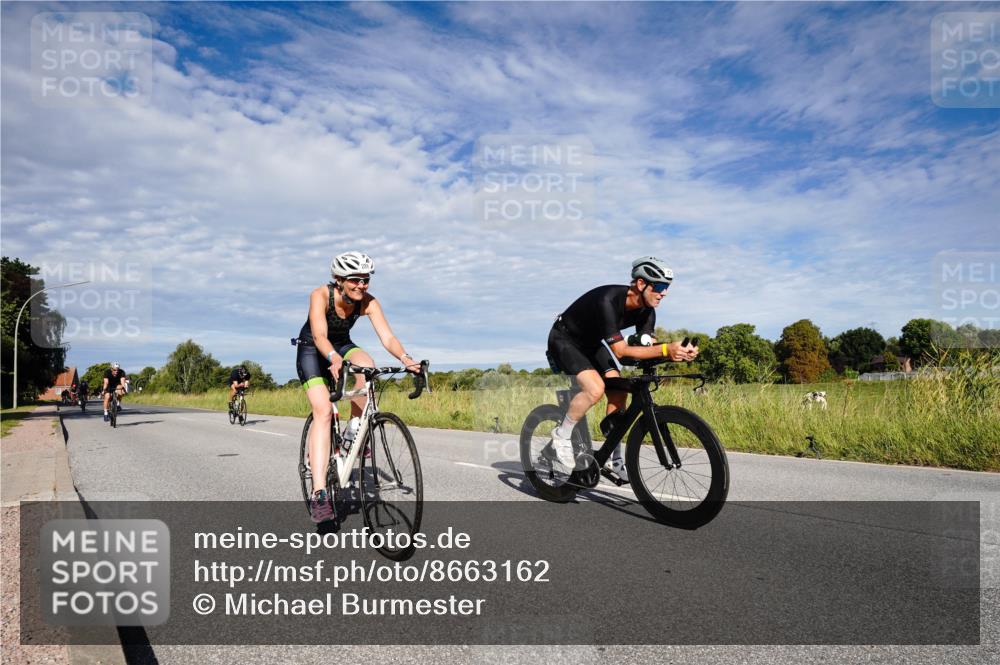 31.08.2025 - Elbe Triathlon Hamburg Michael Burmester http://msf.ph/oto/8663162 31.08.2025 09:33:24 Radfahren 287, 313, 365, 464, 510, 553, 618, 694, 729, 731, 742, 754 meine-sportfotos.de
