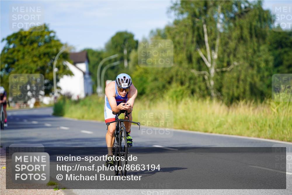 31.08.2025 - Elbe Triathlon Hamburg Michael Burmester http://msf.ph/oto/8663194 31.08.2025 09:14:56 Radfahren 280, 354, 431 meine-sportfotos.de