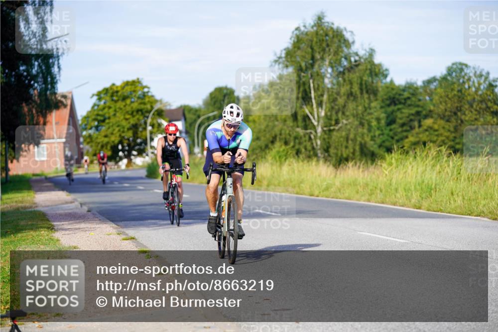 31.08.2025 - Elbe Triathlon Hamburg Michael Burmester http://msf.ph/oto/8663219 31.08.2025 09:15:08 Radfahren 291, 333, 359, 361, 534 meine-sportfotos.de