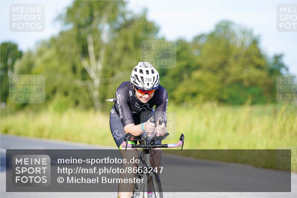 31.08.2025 - Elbe Triathlon Hamburg Michael Burmester http://msf.ph/oto/8663247 31.08.2025 09:15:21 Radfahren 192, 290, 506 meine-sportfotos.de