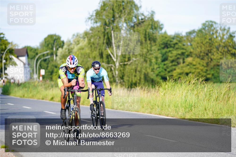 31.08.2025 - Elbe Triathlon Hamburg Michael Burmester http://msf.ph/oto/8663269 31.08.2025 09:15:35 Radfahren 191, 363, 387, 502, 527, 645 meine-sportfotos.de