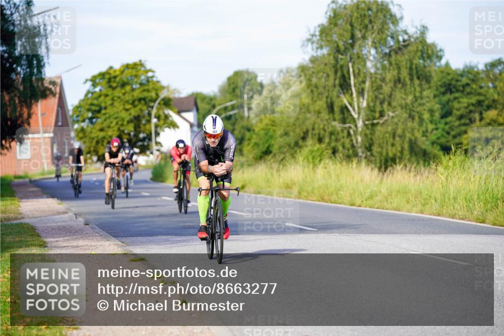 31.08.2025 - Elbe Triathlon Hamburg Michael Burmester http://msf.ph/oto/8663277 31.08.2025 09:15:37 Radfahren 191, 363, 387, 394, 502, 527, 645 meine-sportfotos.de