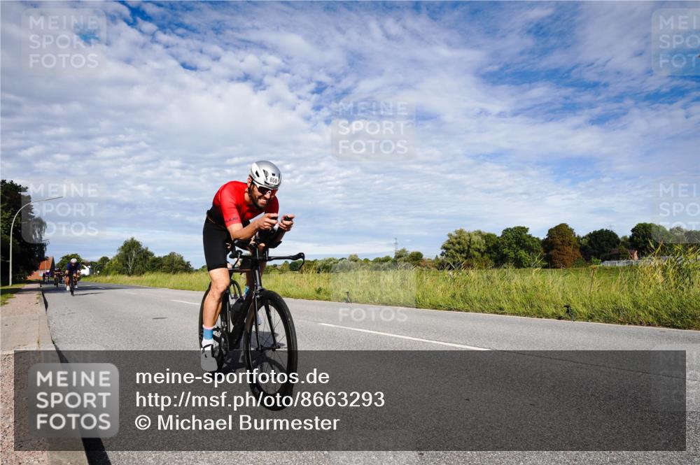 31.08.2025 - Elbe Triathlon Hamburg Michael Burmester http://msf.ph/oto/8663293 31.08.2025 09:35:27 Radfahren 272, 276, 412, 468, 492, 595, 603, 658, 764, 778 meine-sportfotos.de