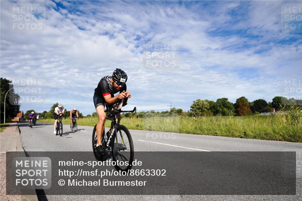 31.08.2025 - Elbe Triathlon Hamburg Michael Burmester http://msf.ph/oto/8663302 31.08.2025 09:35:31 Radfahren 272, 275, 412, 492, 595, 603, 764, 778 meine-sportfotos.de