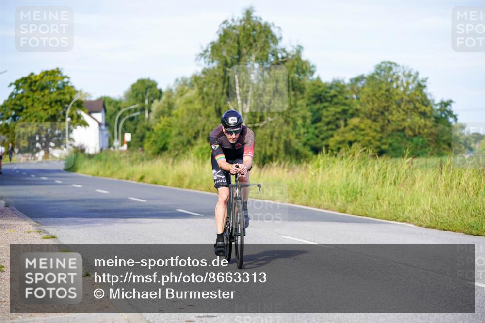 31.08.2025 - Elbe Triathlon Hamburg Michael Burmester http://msf.ph/oto/8663313 31.08.2025 09:15:47 Radfahren 165, 522 meine-sportfotos.de