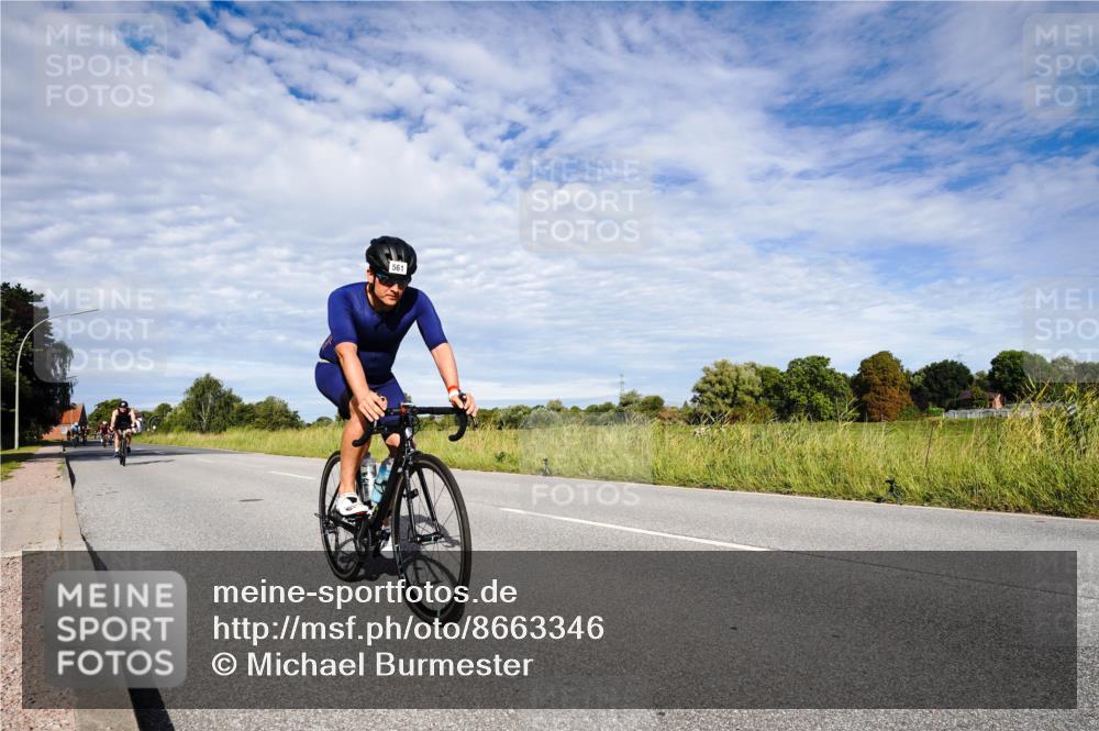 31.08.2025 - Elbe Triathlon Hamburg Michael Burmester http://msf.ph/oto/8663346 31.08.2025 09:36:13 Radfahren 327, 372, 390, 483, 561, 744, 761 meine-sportfotos.de
