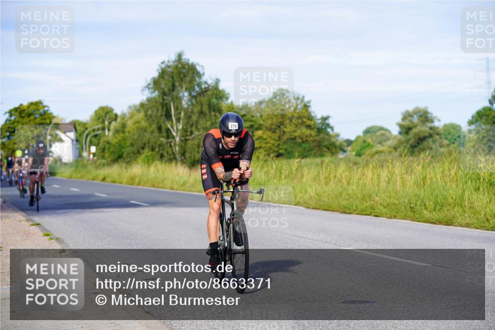 31.08.2025 - Elbe Triathlon Hamburg Michael Burmester http://msf.ph/oto/8663371 31.08.2025 09:16:09 Radfahren 170, 176, 213, 232, 238, 285, 528, 535 meine-sportfotos.de