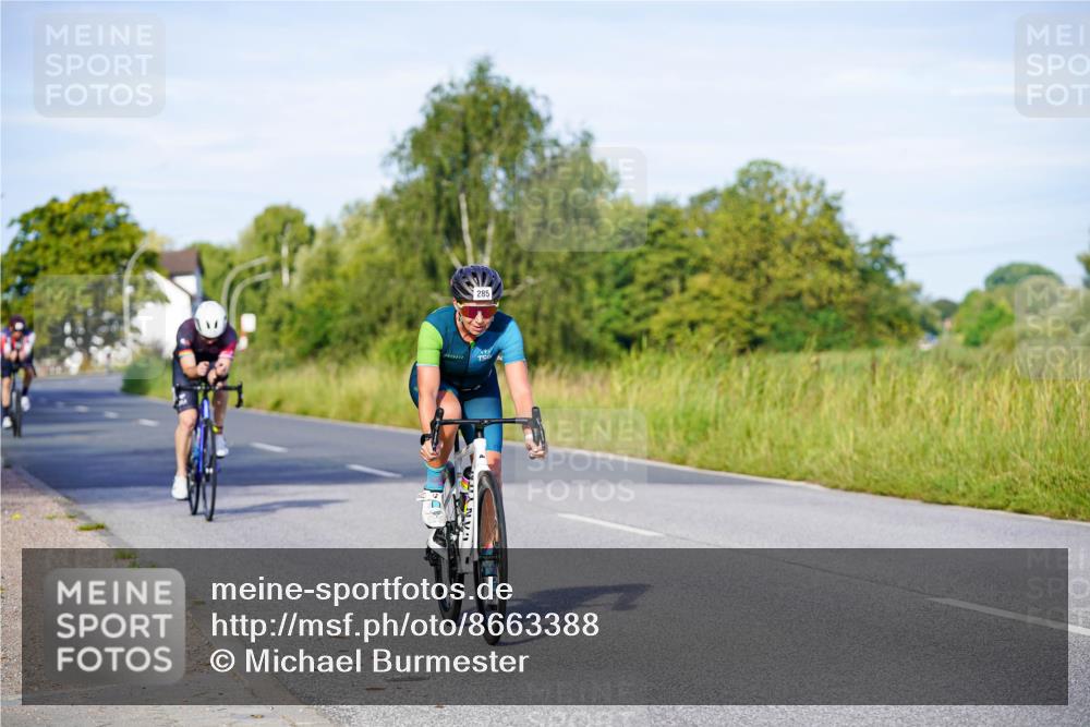 31.08.2025 - Elbe Triathlon Hamburg Michael Burmester http://msf.ph/oto/8663388 31.08.2025 09:16:15 Radfahren 170, 176, 285, 310, 528 meine-sportfotos.de