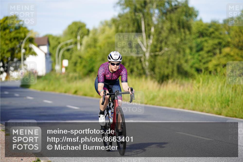 31.08.2025 - Elbe Triathlon Hamburg Michael Burmester http://msf.ph/oto/8663401 31.08.2025 09:16:25 Radfahren 374 meine-sportfotos.de