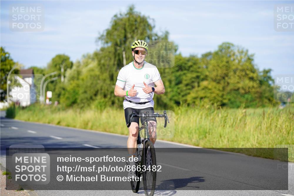 31.08.2025 - Elbe Triathlon Hamburg Michael Burmester http://msf.ph/oto/8663482 31.08.2025 09:17:27 Radfahren 365, 480 meine-sportfotos.de