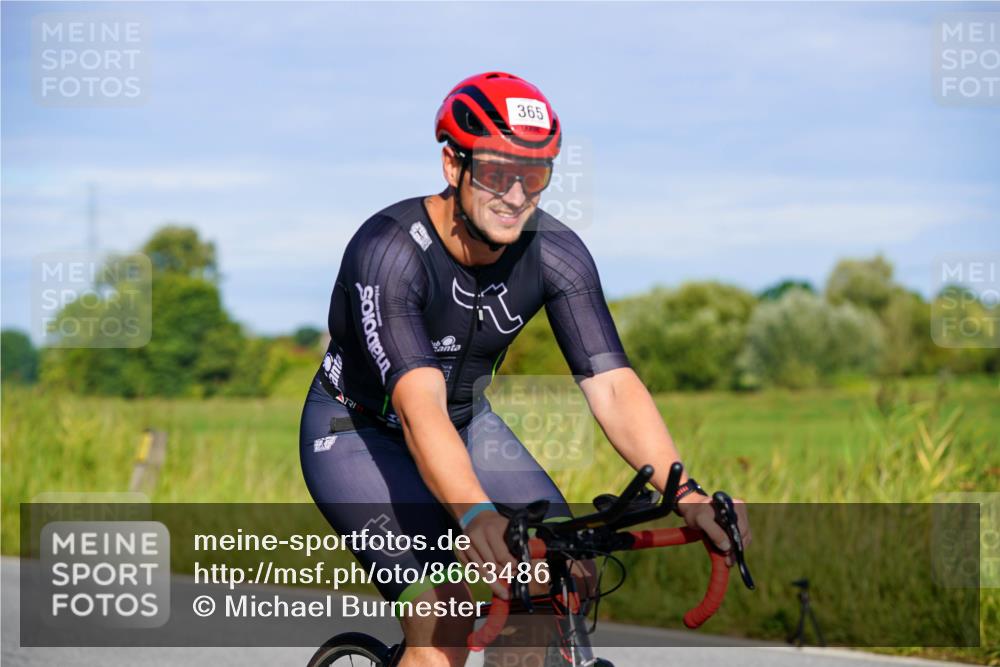 31.08.2025 - Elbe Triathlon Hamburg Michael Burmester http://msf.ph/oto/8663486 31.08.2025 09:17:33 Radfahren 365, 407, 420 meine-sportfotos.de