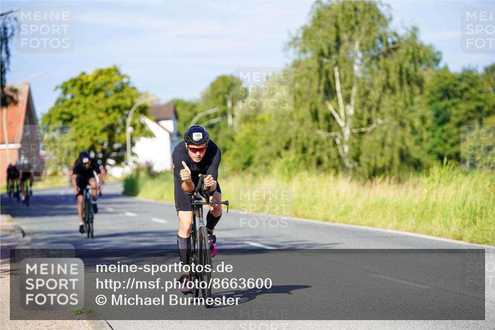 31.08.2025 - Elbe Triathlon Hamburg Michael Burmester http://msf.ph/oto/8663600 31.08.2025 09:18:34 Radfahren 189, 547, 618 meine-sportfotos.de