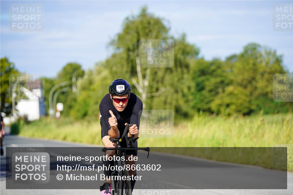 31.08.2025 - Elbe Triathlon Hamburg Michael Burmester http://msf.ph/oto/8663602 31.08.2025 09:18:34 Radfahren 189, 547, 618 meine-sportfotos.de